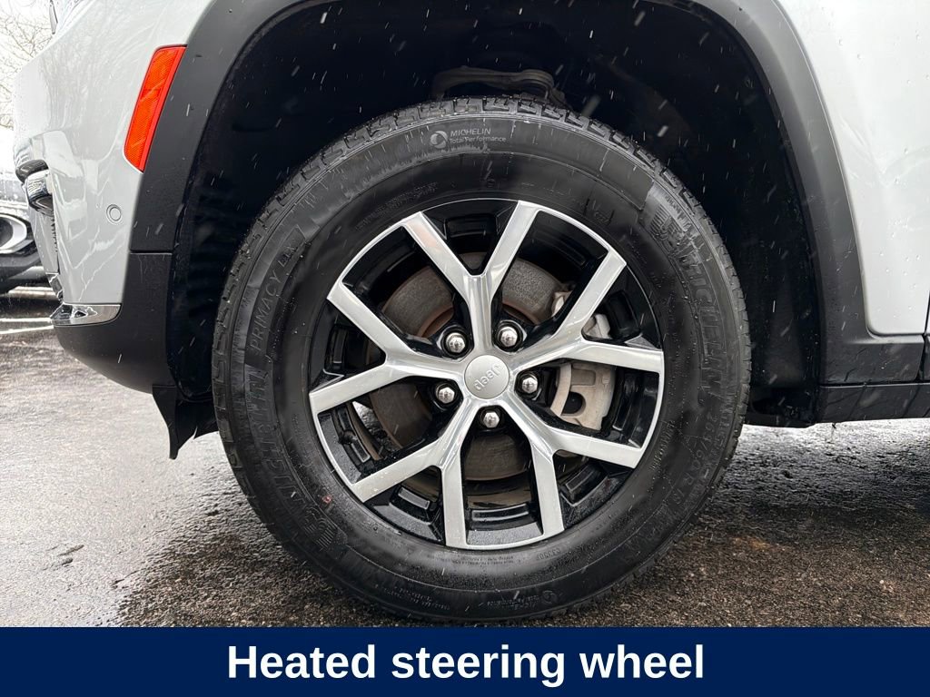 Used 2024 Jeep Grand Cherokee L Limited w/ Luxury Tech Group II image 33