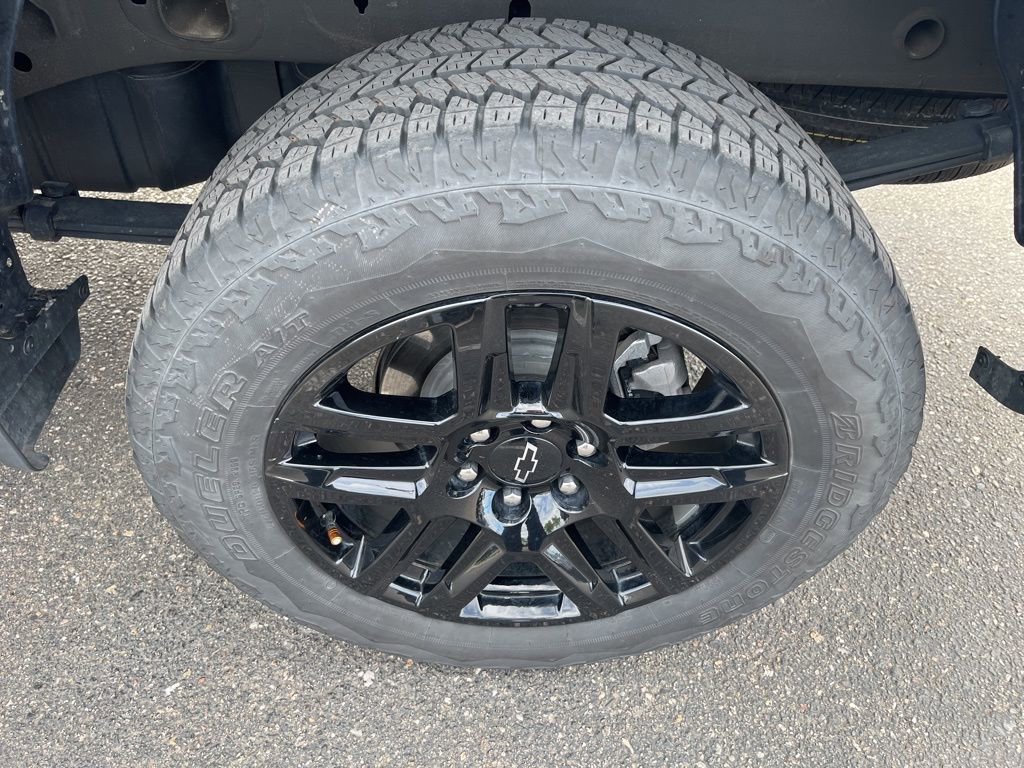Used 2024 Chevrolet Silverado 1500 Custom Trail Boss w/ Turbomax Blackout Package image 7