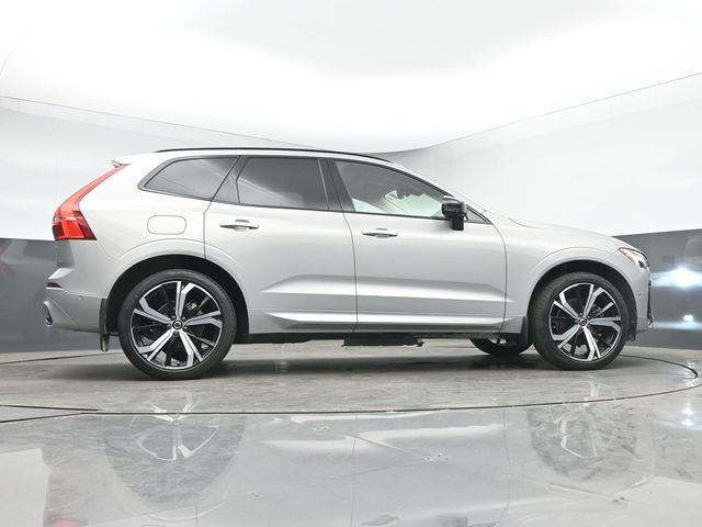 Used 2023 Volvo XC60 B5 Ultimate w/ Climate Package FWD image 21