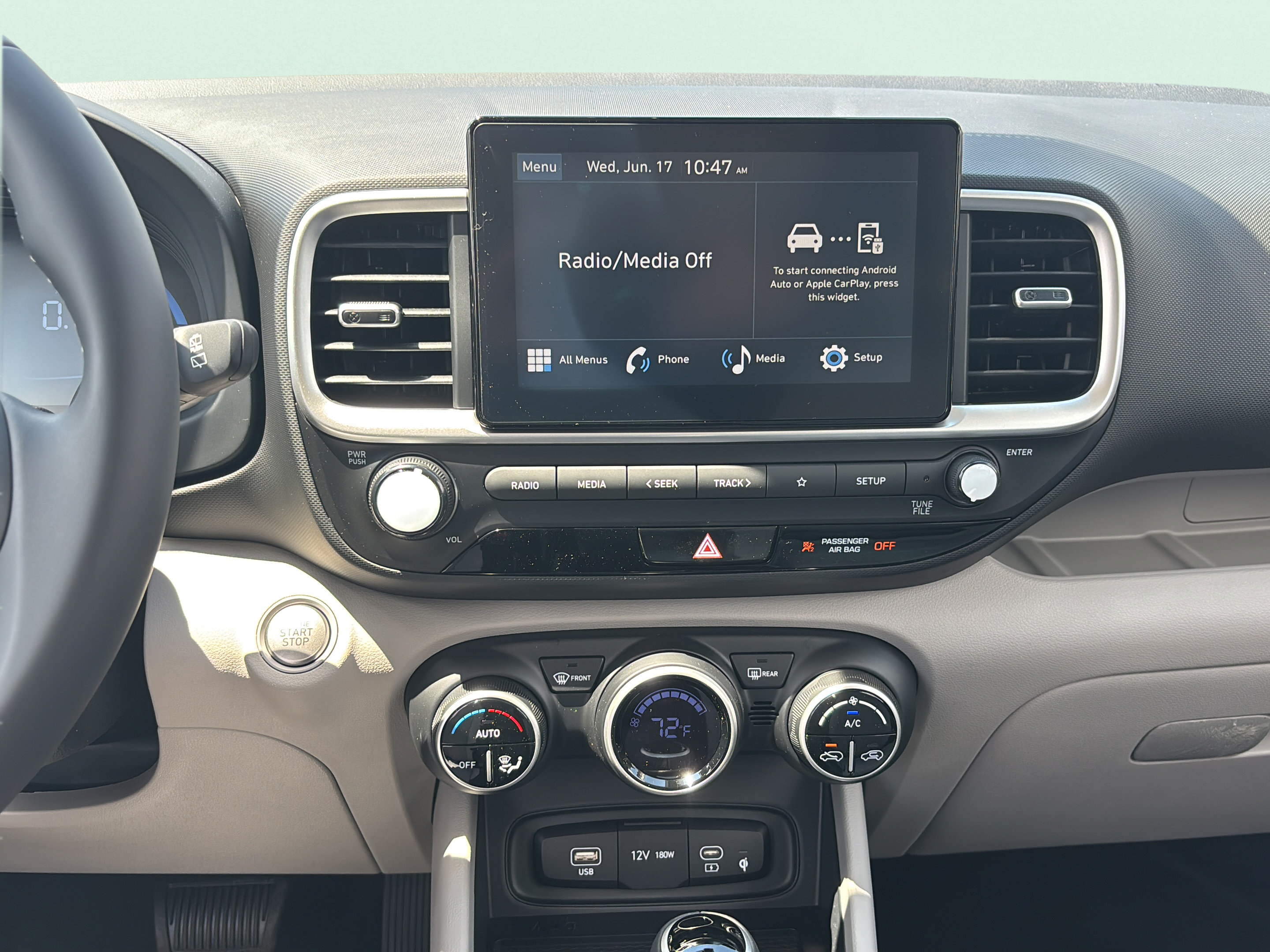 New 2026 Hyundai Venue SEL FWD image 11