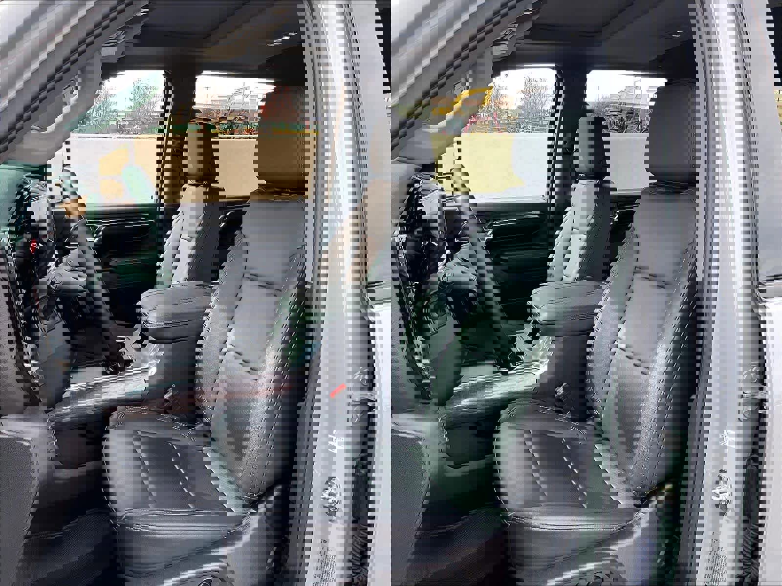 Used 2024 Chevrolet Silverado 2500 LTZ w/ LTZ Plus Package image 27