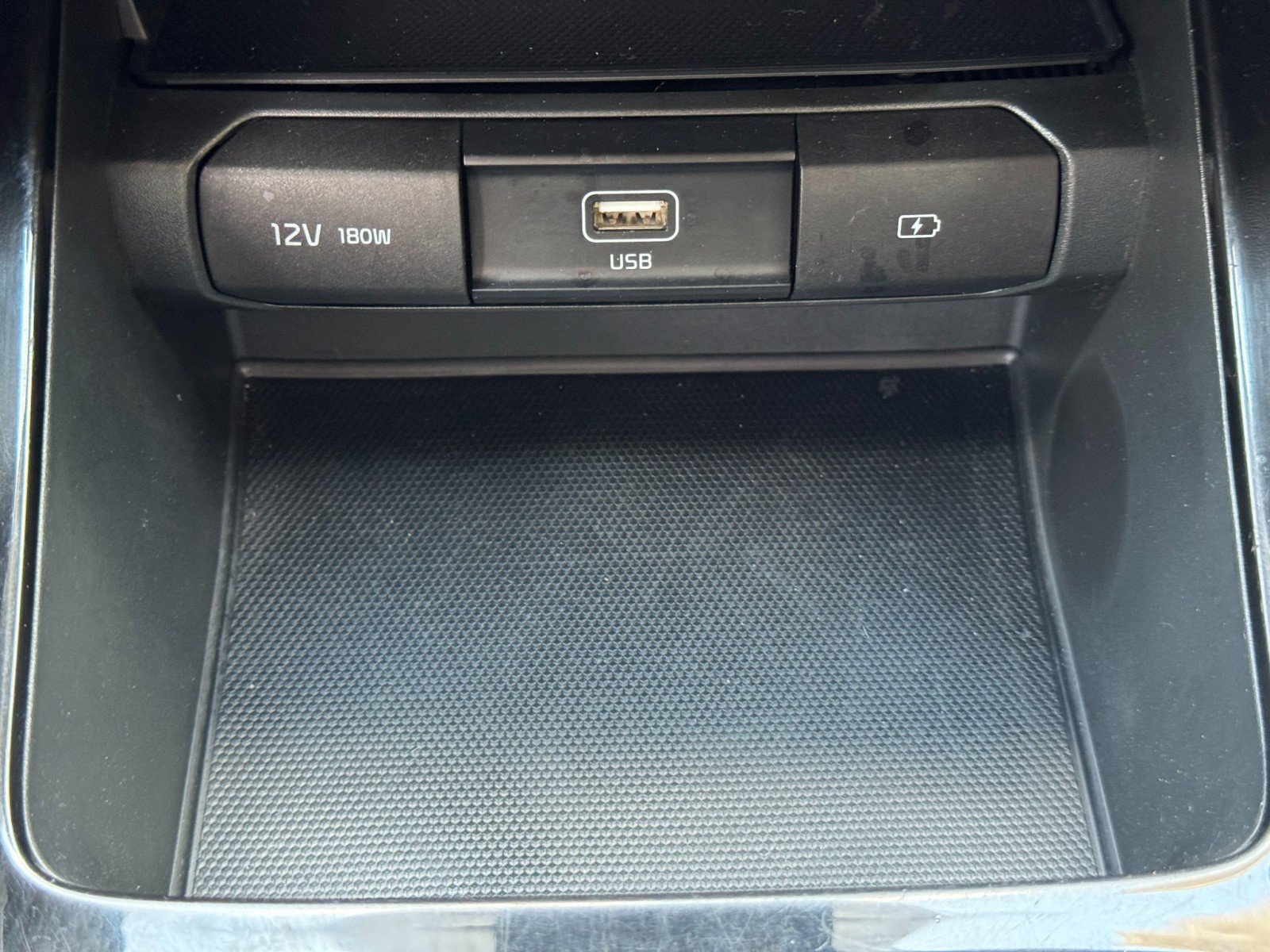 Used 2020 Kia Telluride S AWD/4WD image 28