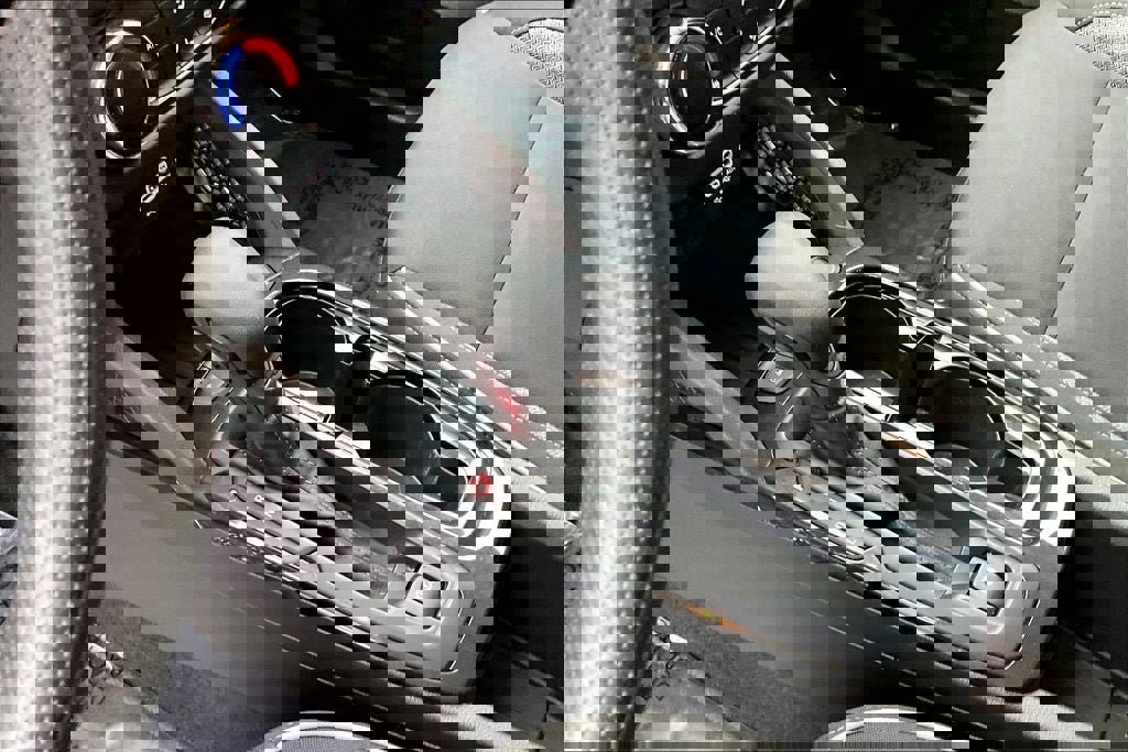 Used 2022 Chevrolet TrailBlazer LT w/ Driver Confidence Package image 17