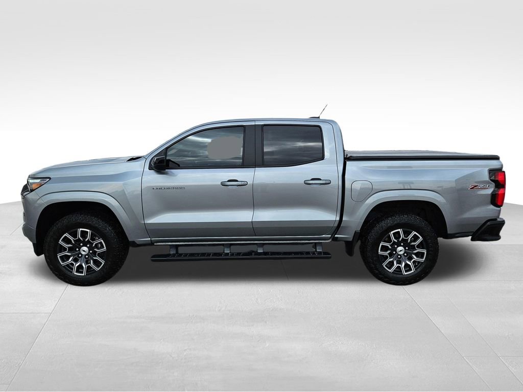 Used 2023 Chevrolet Colorado Z71 w/ Z71 Convenience Package 2 AWD/4WD image 12