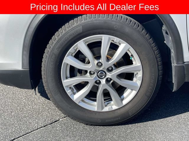 Used 2020 Nissan Rogue S w/ Special Edition Package AWD/4WD image 9