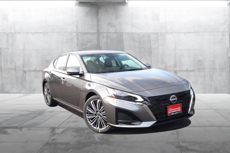 New 2025 Nissan Altima 2.5 SL image 2