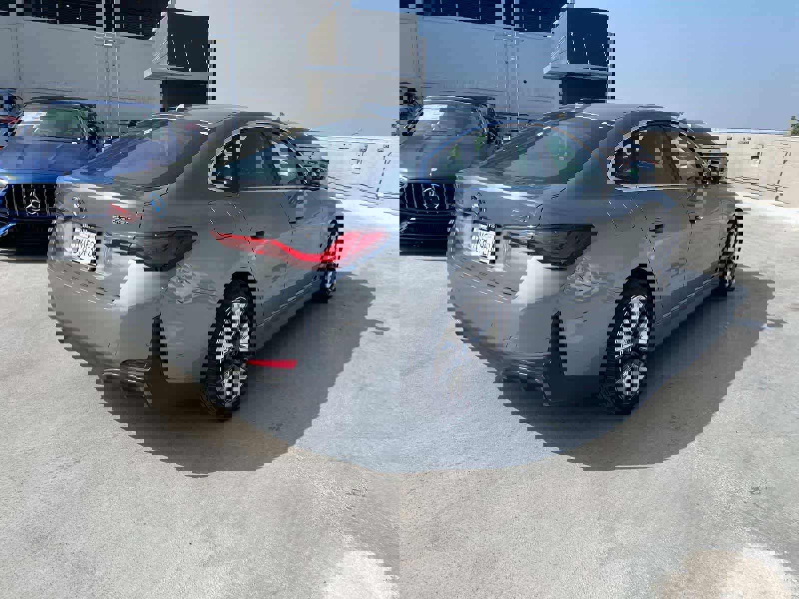 Used 2024 BMW i4 eDrive35 w/ Convenience Package image 5