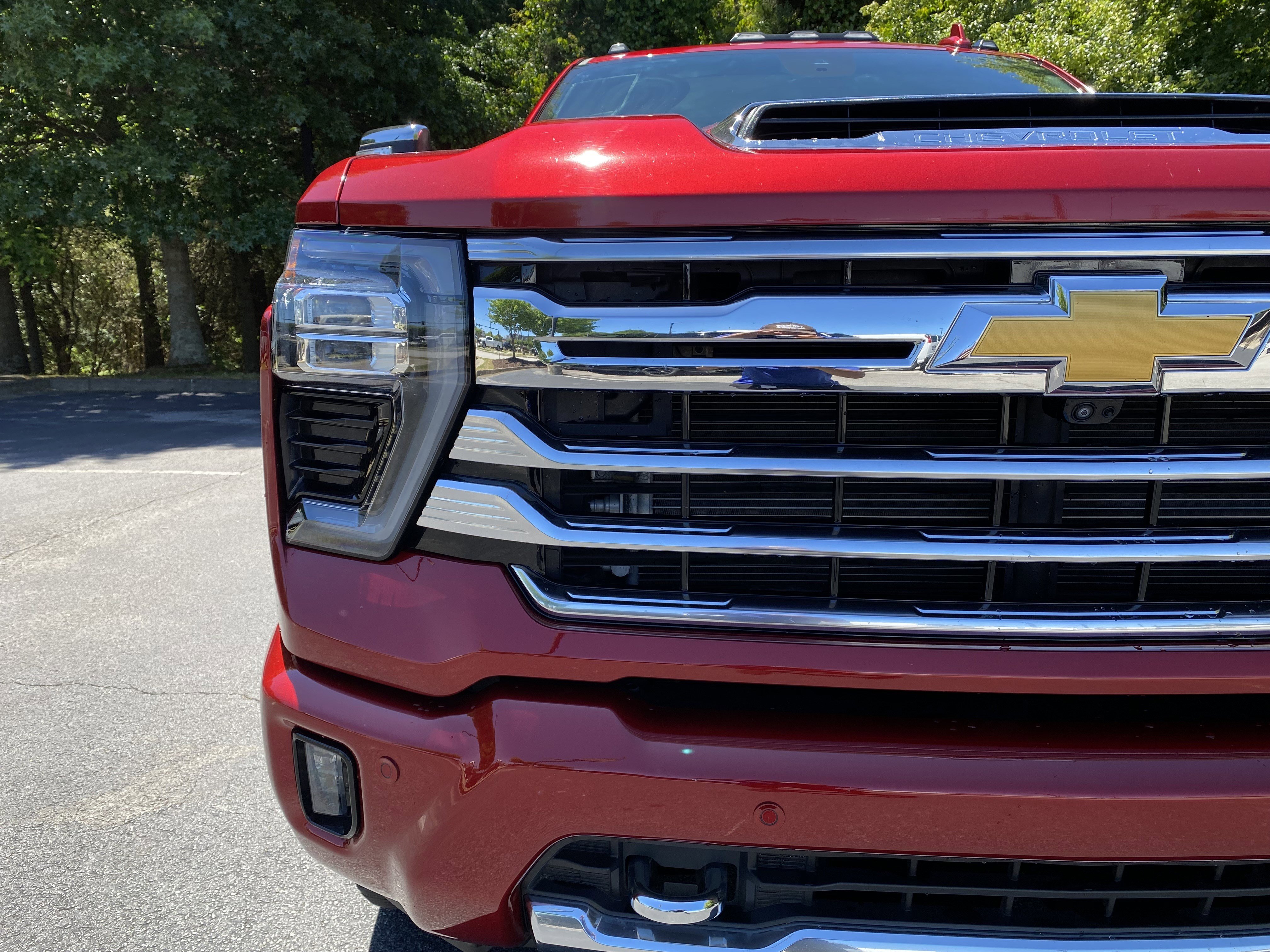 Used 2024 Chevrolet Silverado 2500 High Country w/ Technology Package AWD/4WD image 14