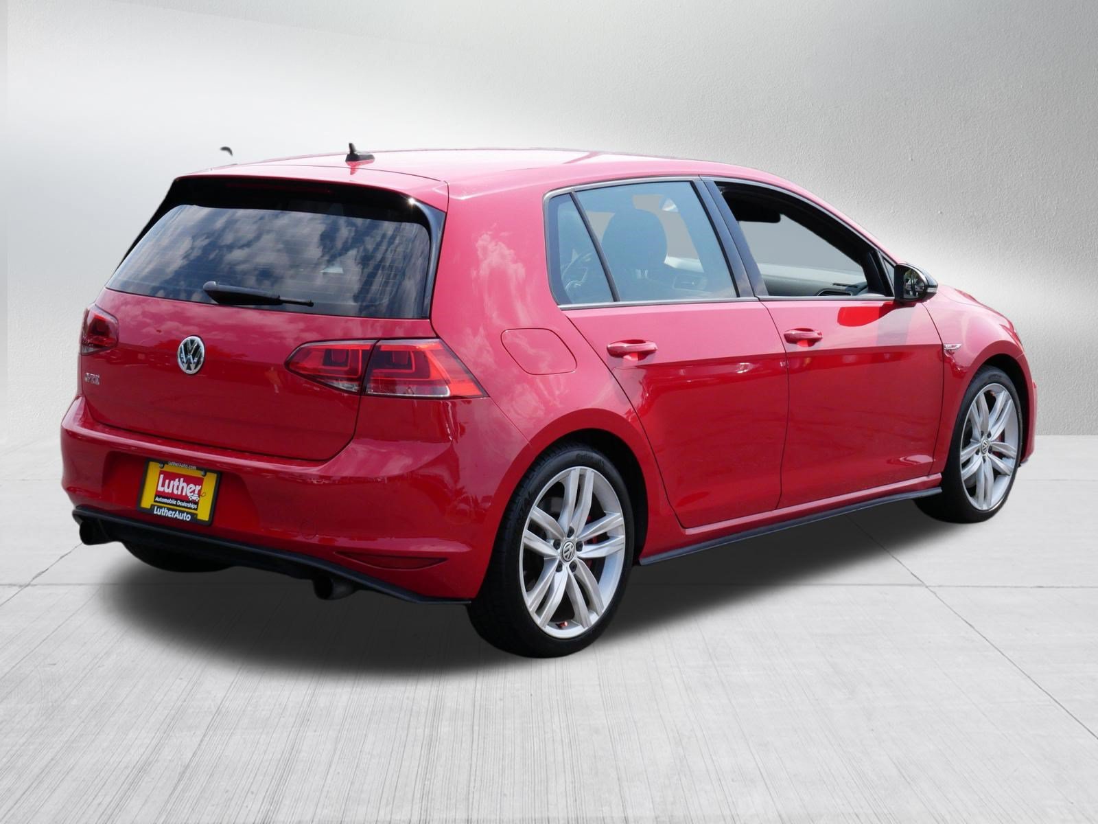 Used 2017 Volkswagen GTI Sport FWD image 7