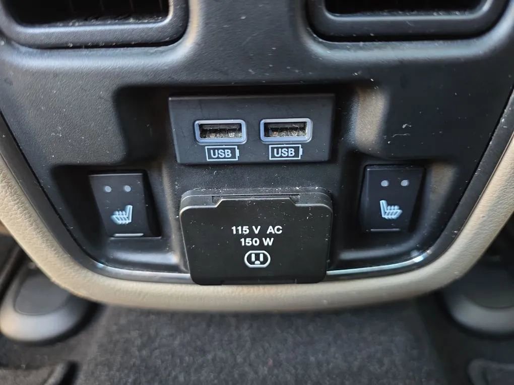 Used 2019 Jeep Grand Cherokee Limited w/ Luxury Group II image 46