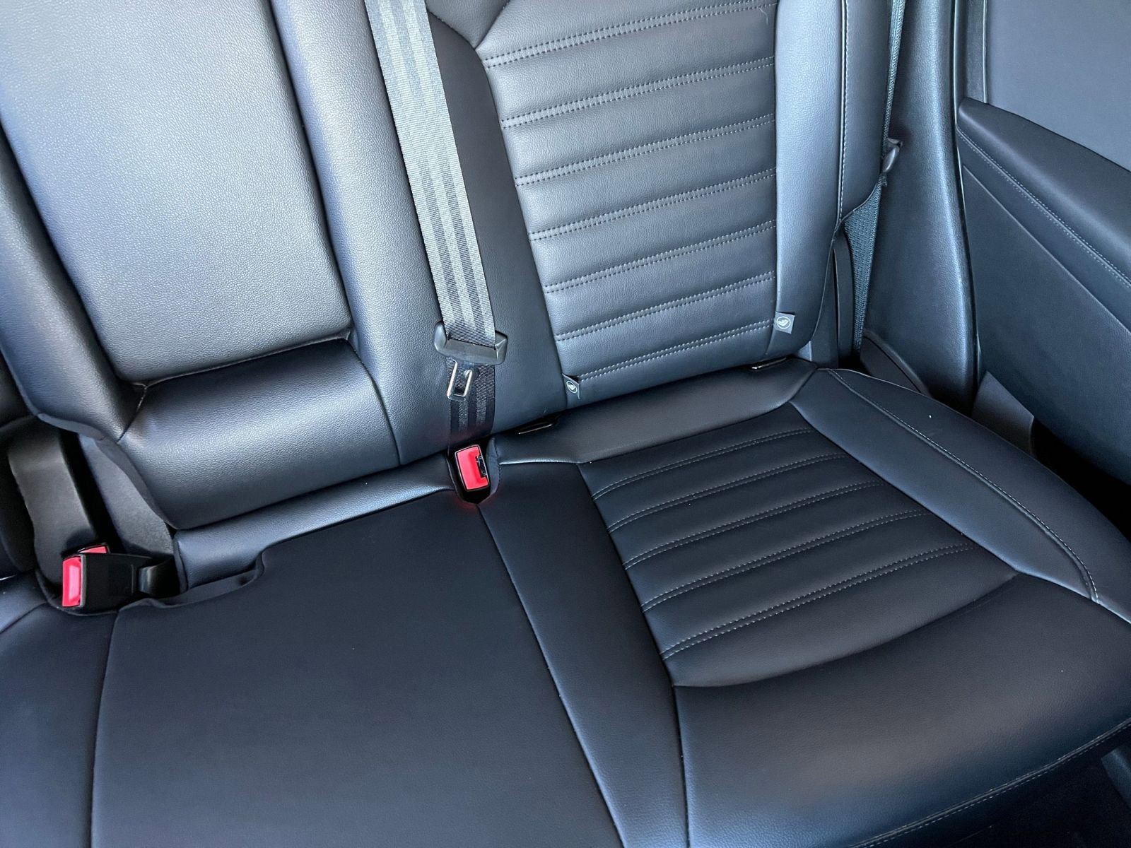 Used 2024 Ford Edge SEL image 37