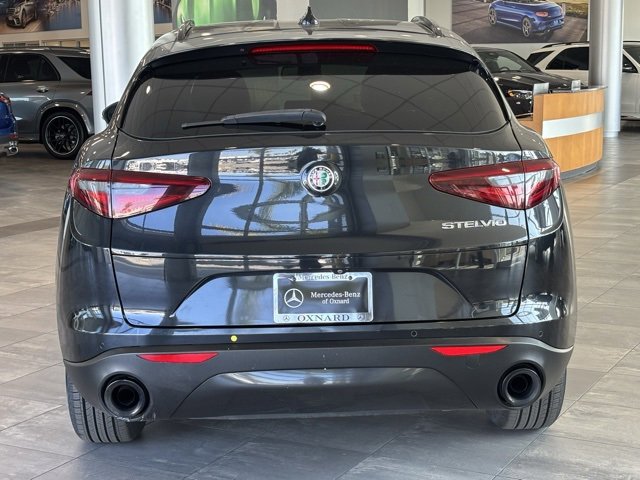 Used 2022 Alfa Romeo Stelvio Sprint image 5