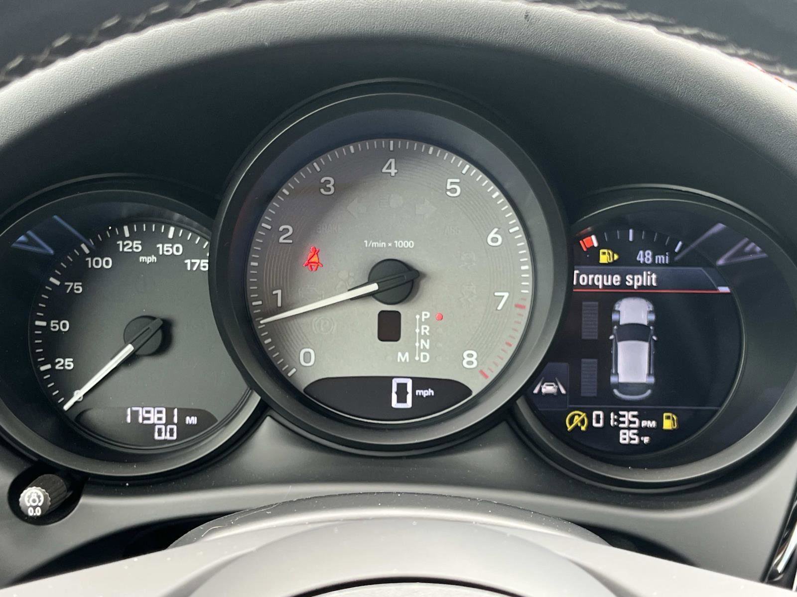 Used 2022 Porsche Macan S image 41