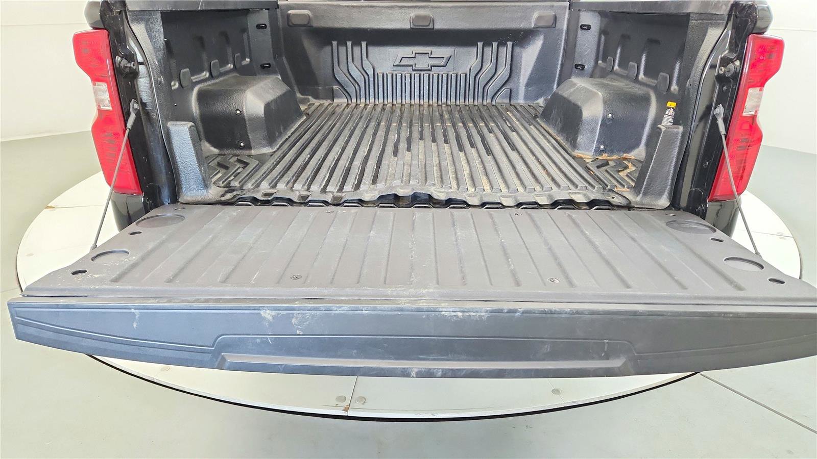 Used 2025 Chevrolet Silverado 1500 Custom Trail Boss AWD/4WD image 33