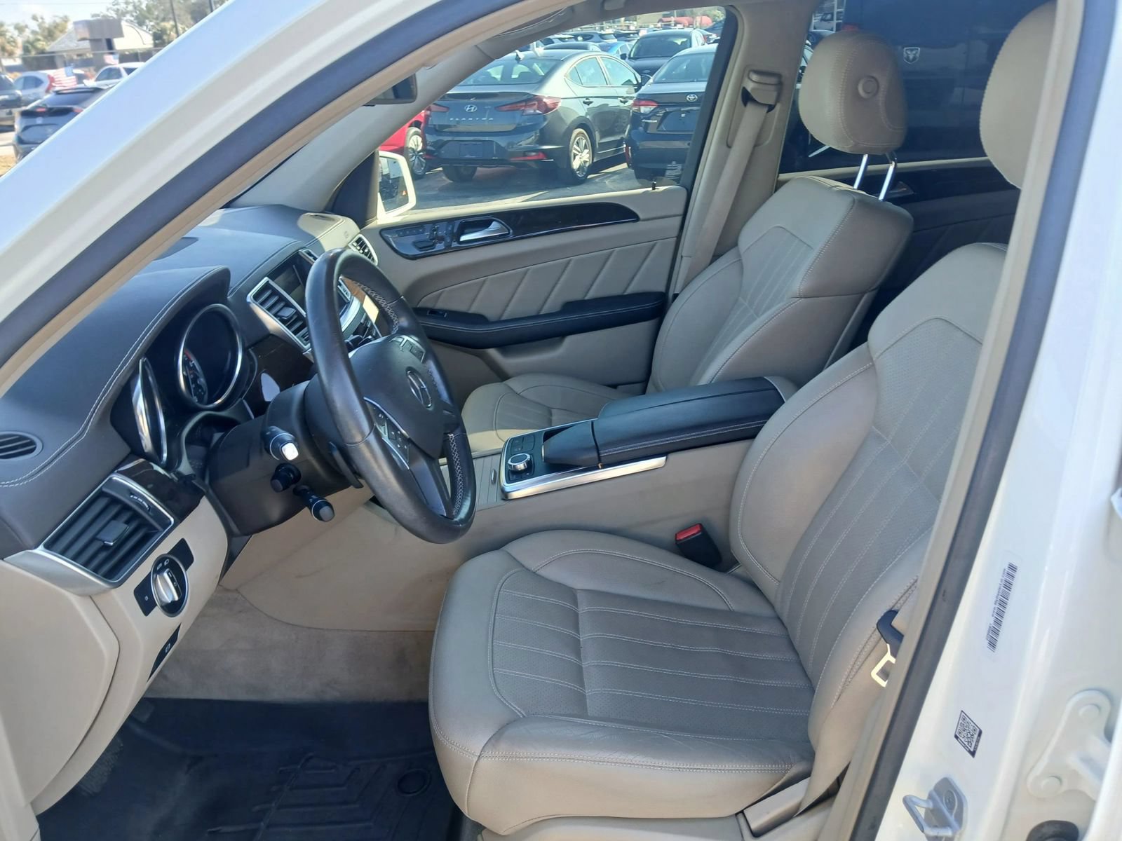 Used 2016 Mercedes-Benz GL 320 BlueTEC 4MATIC image 12