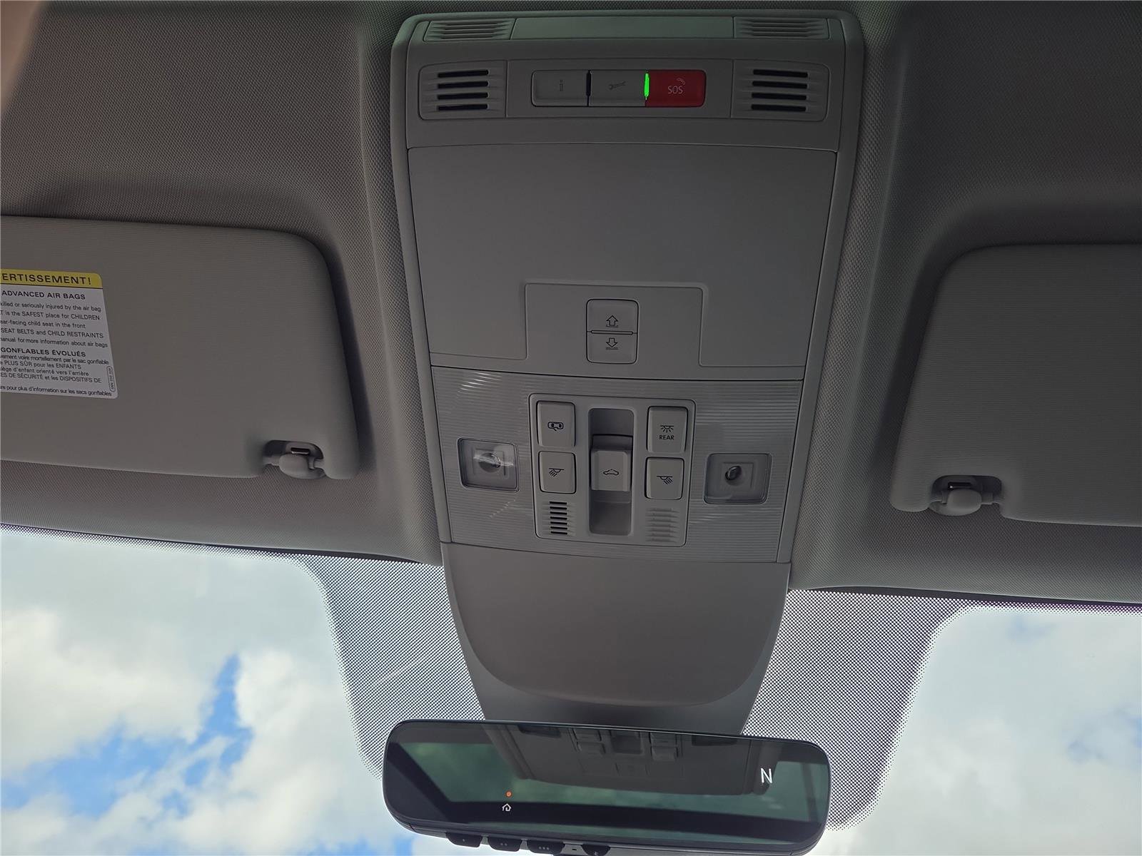 New 2025 Volkswagen Taos SEL image 24