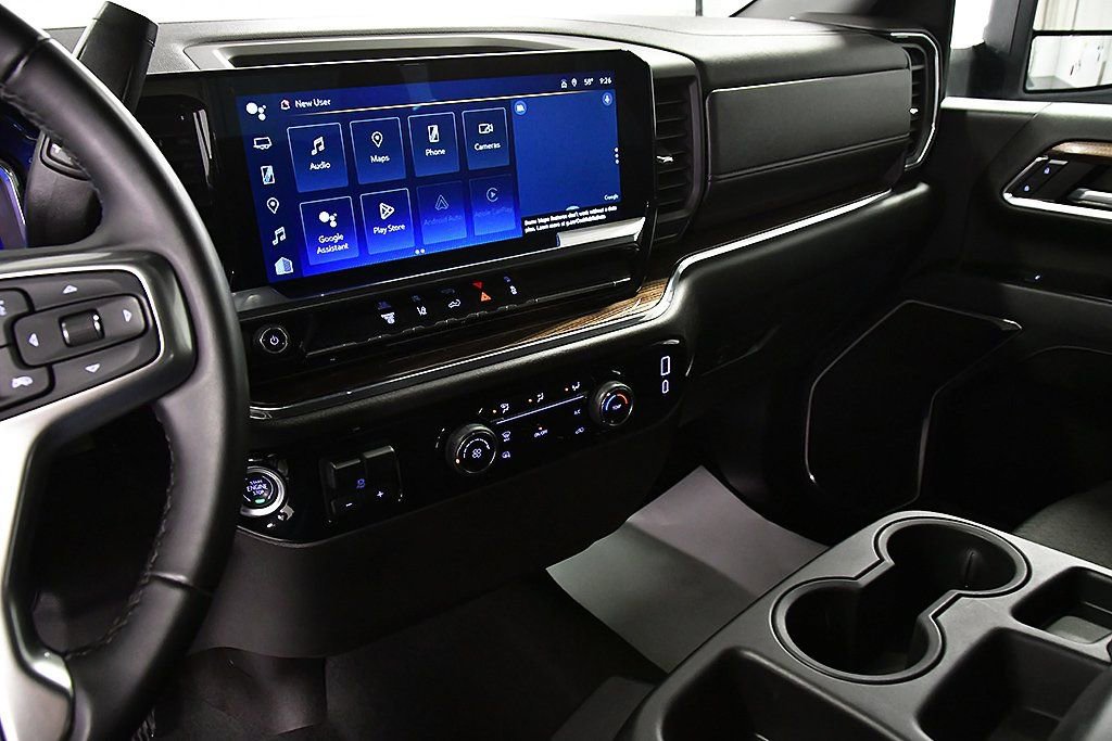 Used 2024 Chevrolet Silverado 2500 LT image 24