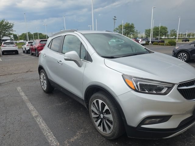 Used 2017 Buick Encore Essence FWD image 4
