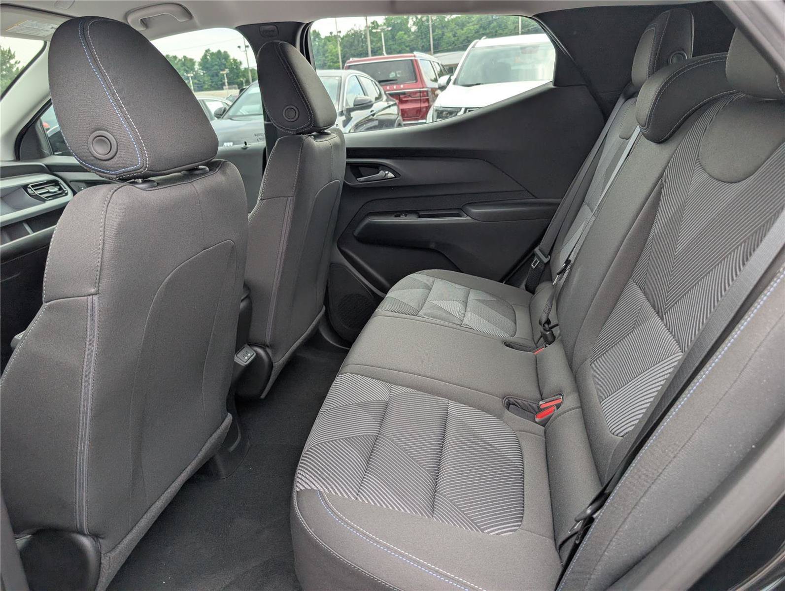 New 2027 Chevrolet Bolt LT w/ Comfort Package FWD image 9