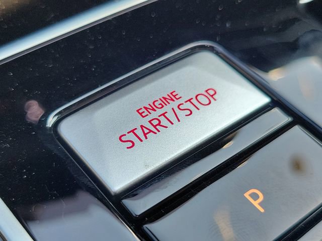 New 2025 Volkswagen GTI SE FWD image 16