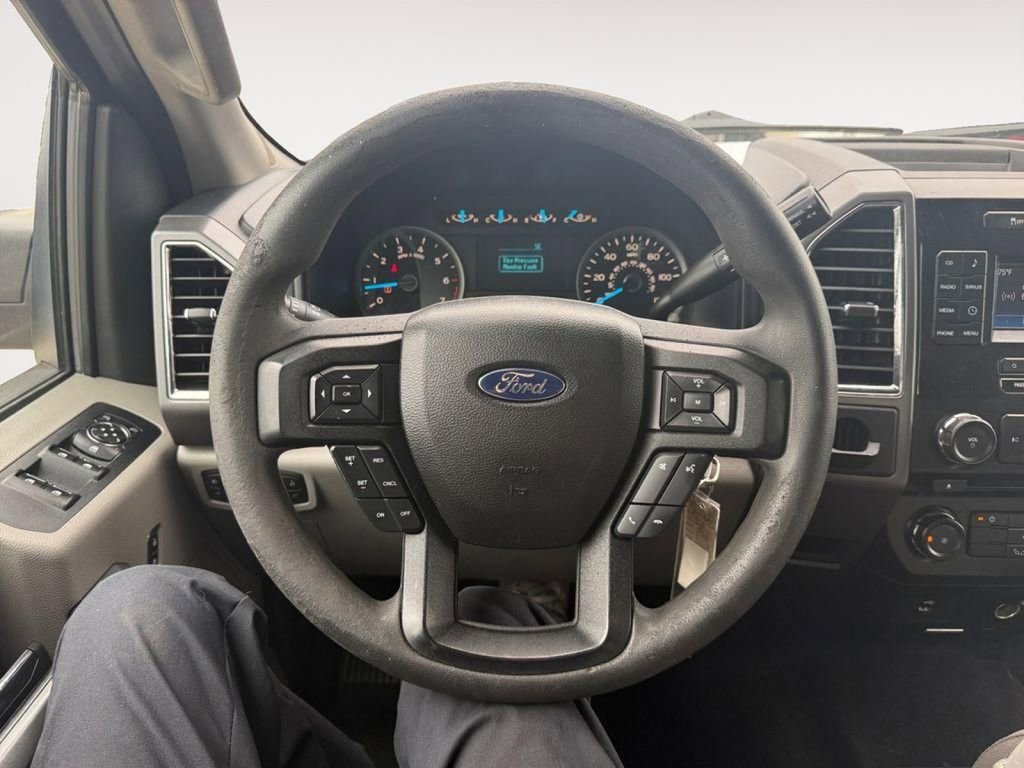 Used 2016 Ford F150 XLT RWD image 13