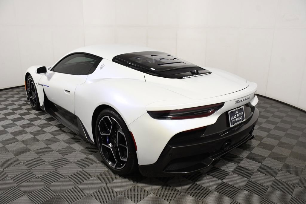 Used 2022 Maserati MC20 Coupe RWD image 4