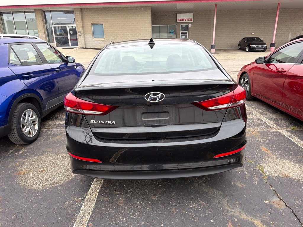 Used 2018 Hyundai Elantra Value Edition w/ Cargo Package FWD image 3