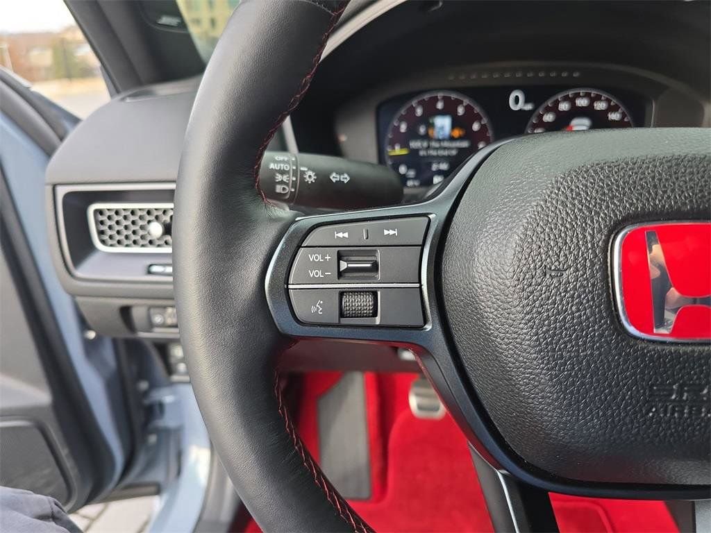 Used 2025 Honda Civic Type R image 33