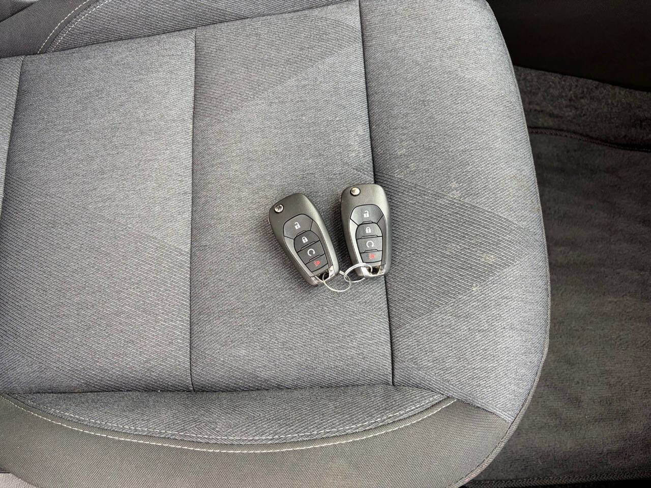 Used 2024 Chevrolet Trax RS w/ Driver Confidence Package image 29