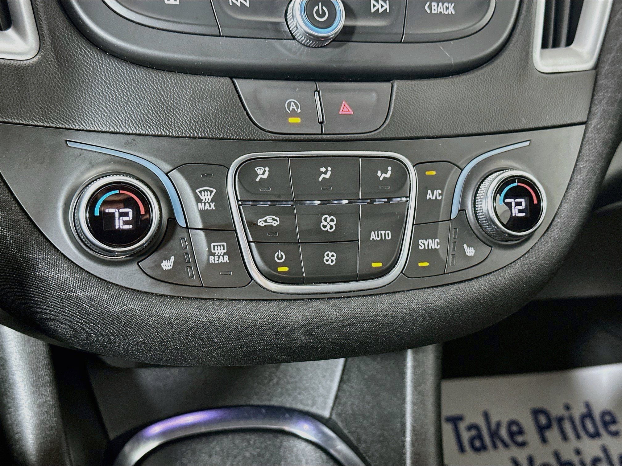 Used 2023 Chevrolet Malibu LT FWD image 15
