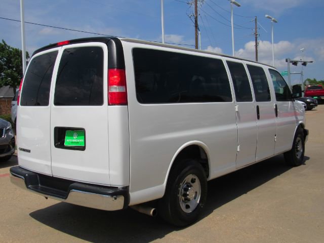 Used 2019 Chevrolet Express 3500 LT w/ LT Preferred Equipment Group image 9
