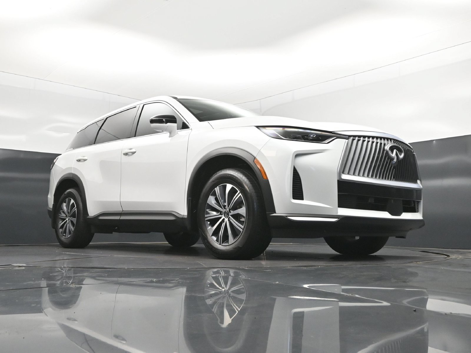 Used 2026 INFINITI QX60 Pure w/ Cargo Package FWD image 45