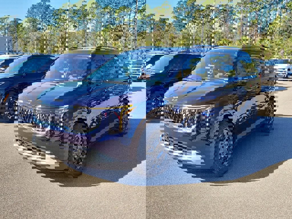 New 2026 Kia Carnival EX FWD image 3