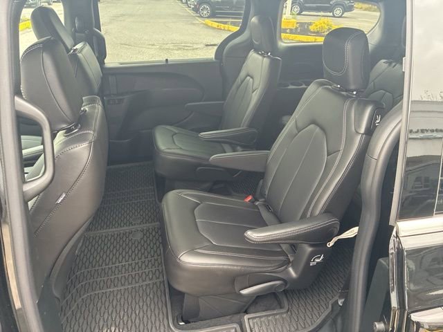 New 2026 Chrysler Voyager LX FWD image 21
