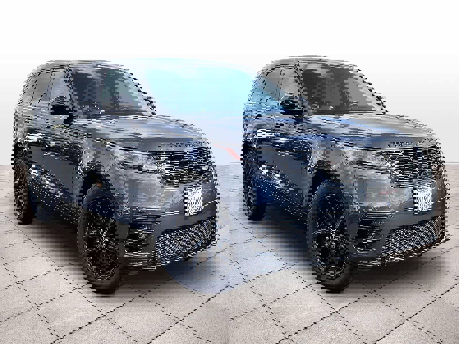 Used 2026 Land Rover Range Rover Velar Dynamic SE image 2