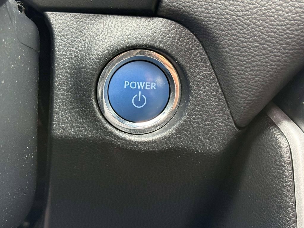 Used 2020 Toyota RAV4 XLE w/ Convenience Package AWD/4WD image 27