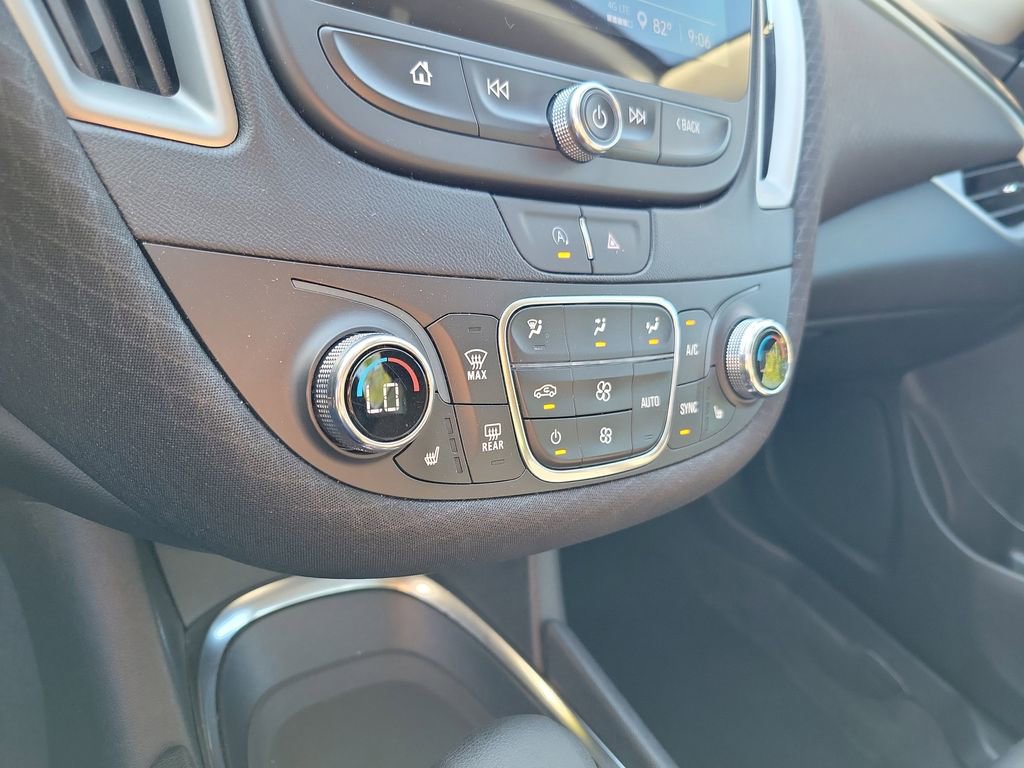 Used 2024 Chevrolet Malibu LT FWD image 23