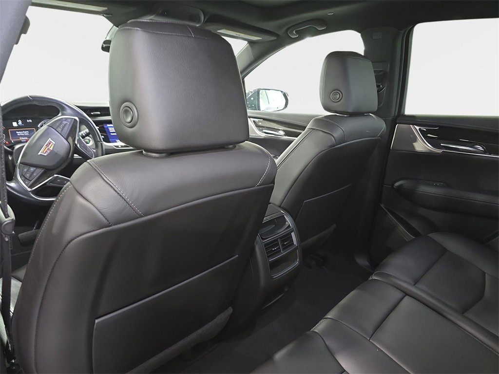 Used 2021 Cadillac XT5 Premium Luxury image 13