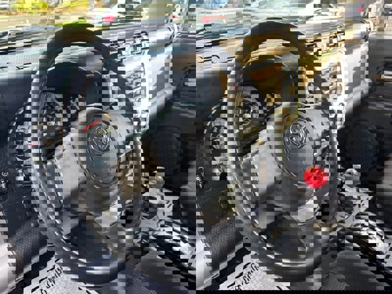 Used 2007 Toyota FJ Cruiser 4WD image 13