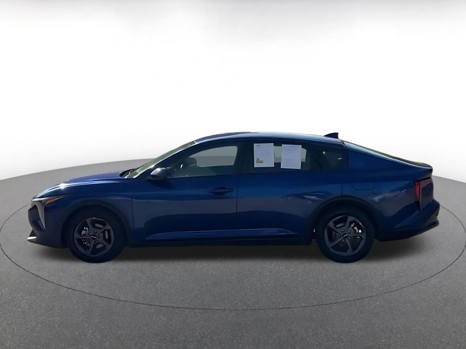 Used 2025 Kia K4 FWD image 9