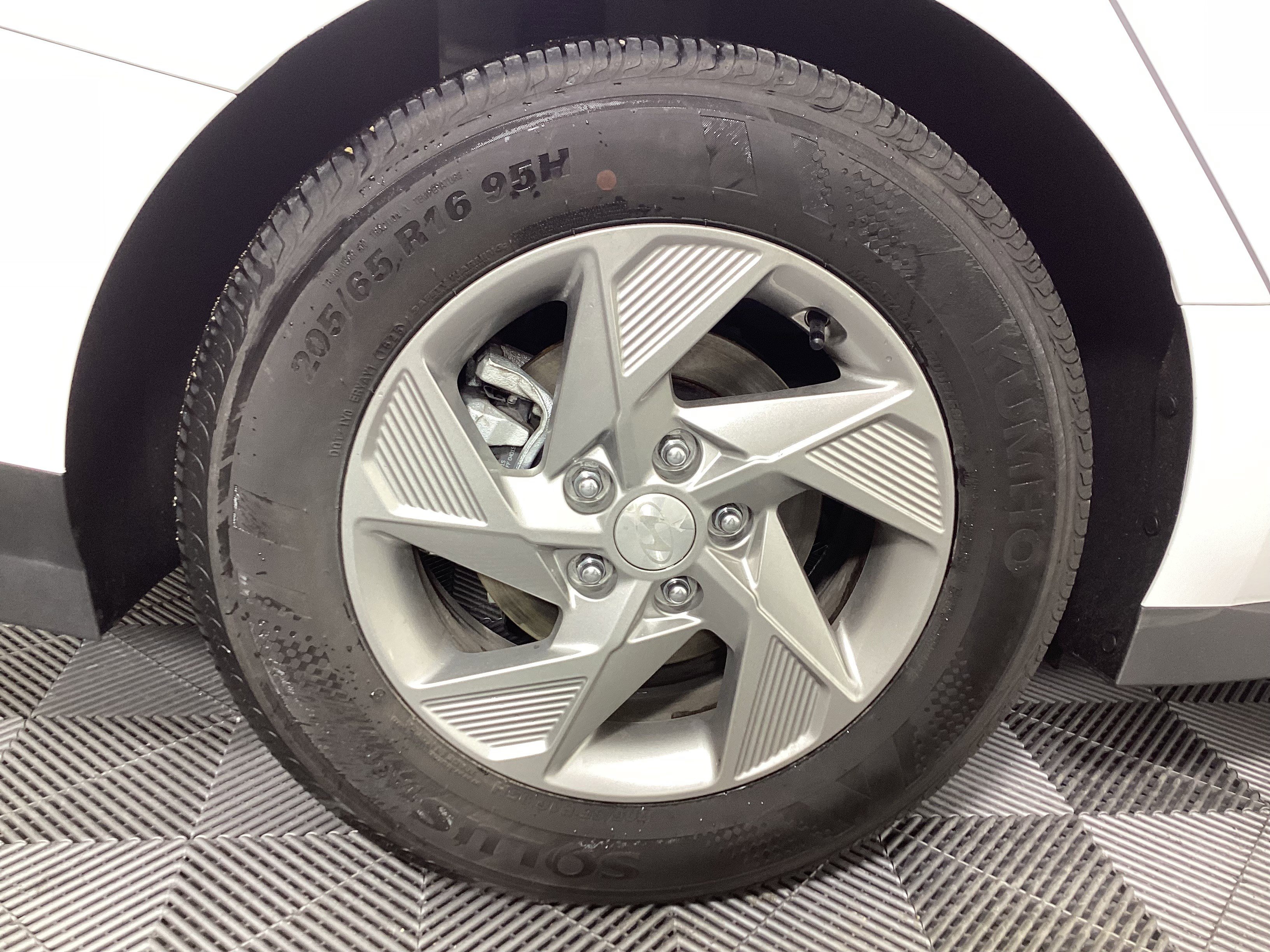 Certified 2025 Hyundai Sonata SE image 12