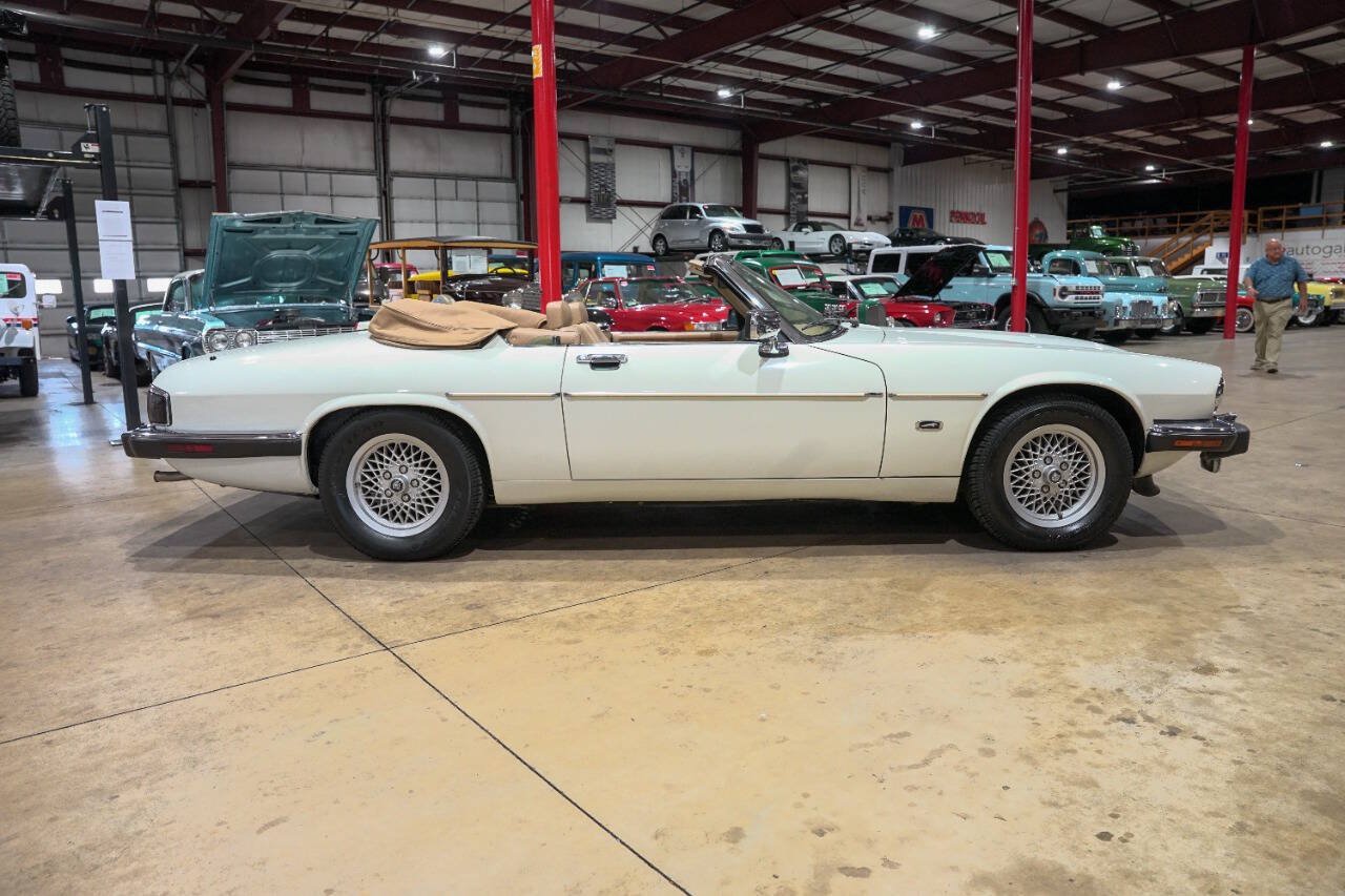 Used 1992 Jaguar XJS V12 Convertible RWD image 10