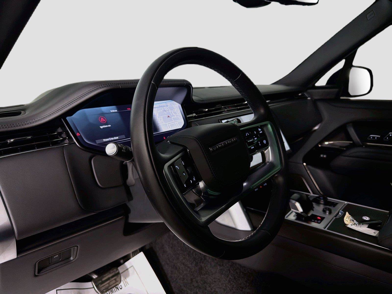 Certified 2023 Land Rover Range Rover SV AWD/4WD image 9