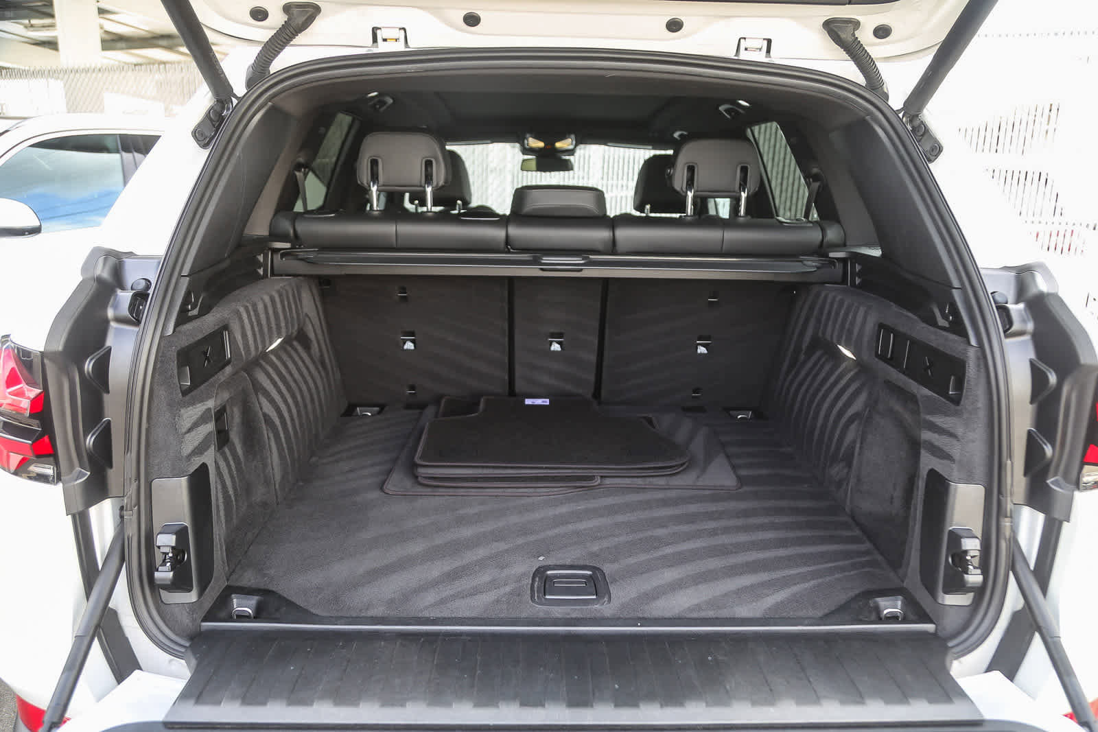 Used 2025 BMW X5 sDrive40i image 22