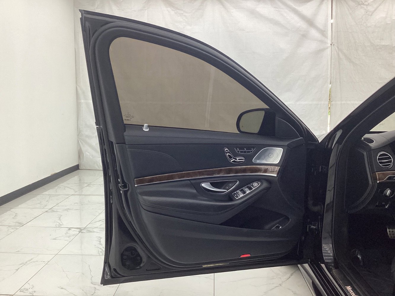 Used 2018 Mercedes-Benz S 560 4MATIC Sedan image 18