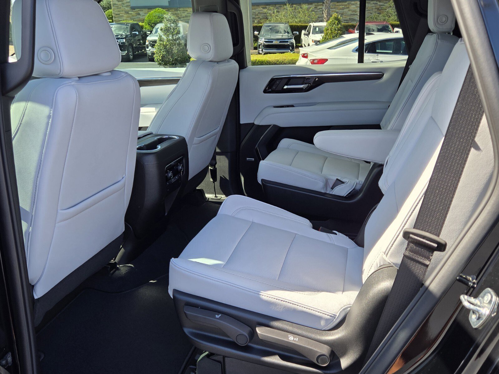 New 2026 Chevrolet Tahoe Premier w/ Sun And Tow Package image 7