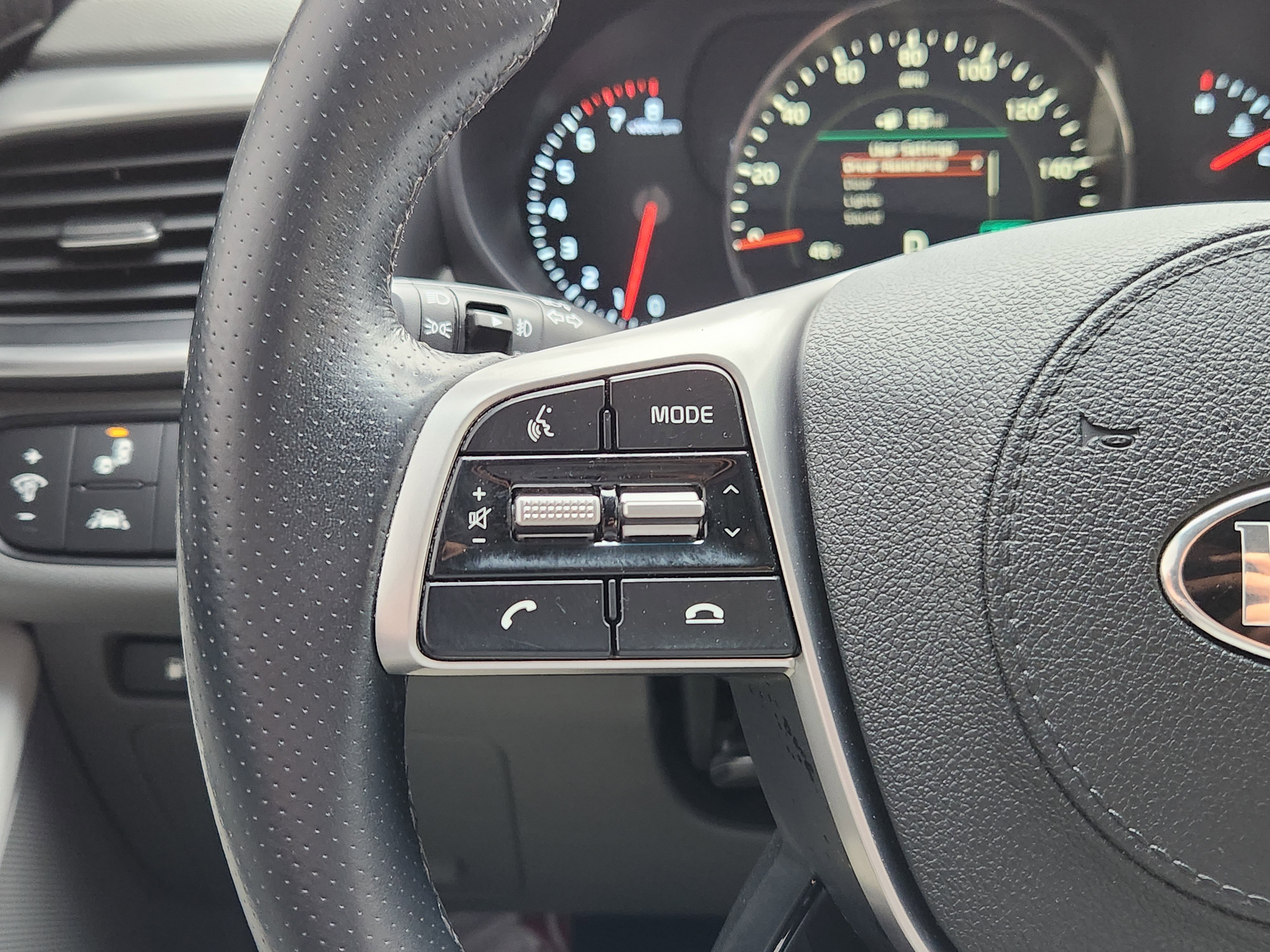 Used 2020 Kia Sorento SX image 33