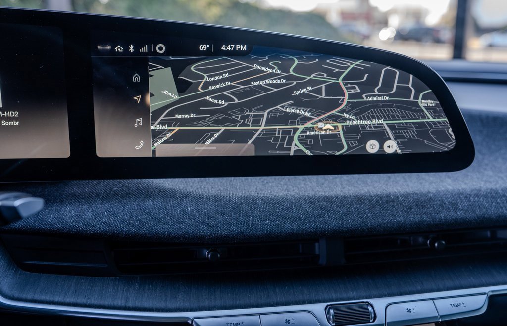 Used 2024 Lucid Air Touring image 10