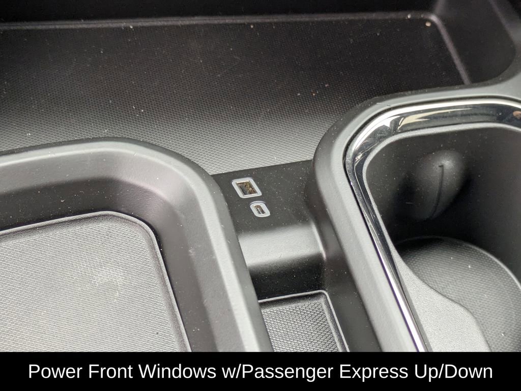 Used 2025 GMC Sierra 3500 AT4 w/ Technology Package image 16