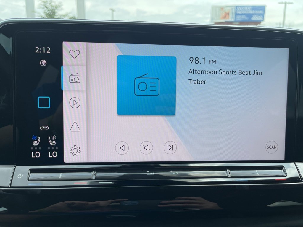 New 2025 Volkswagen Atlas Cross Sport SE image 9